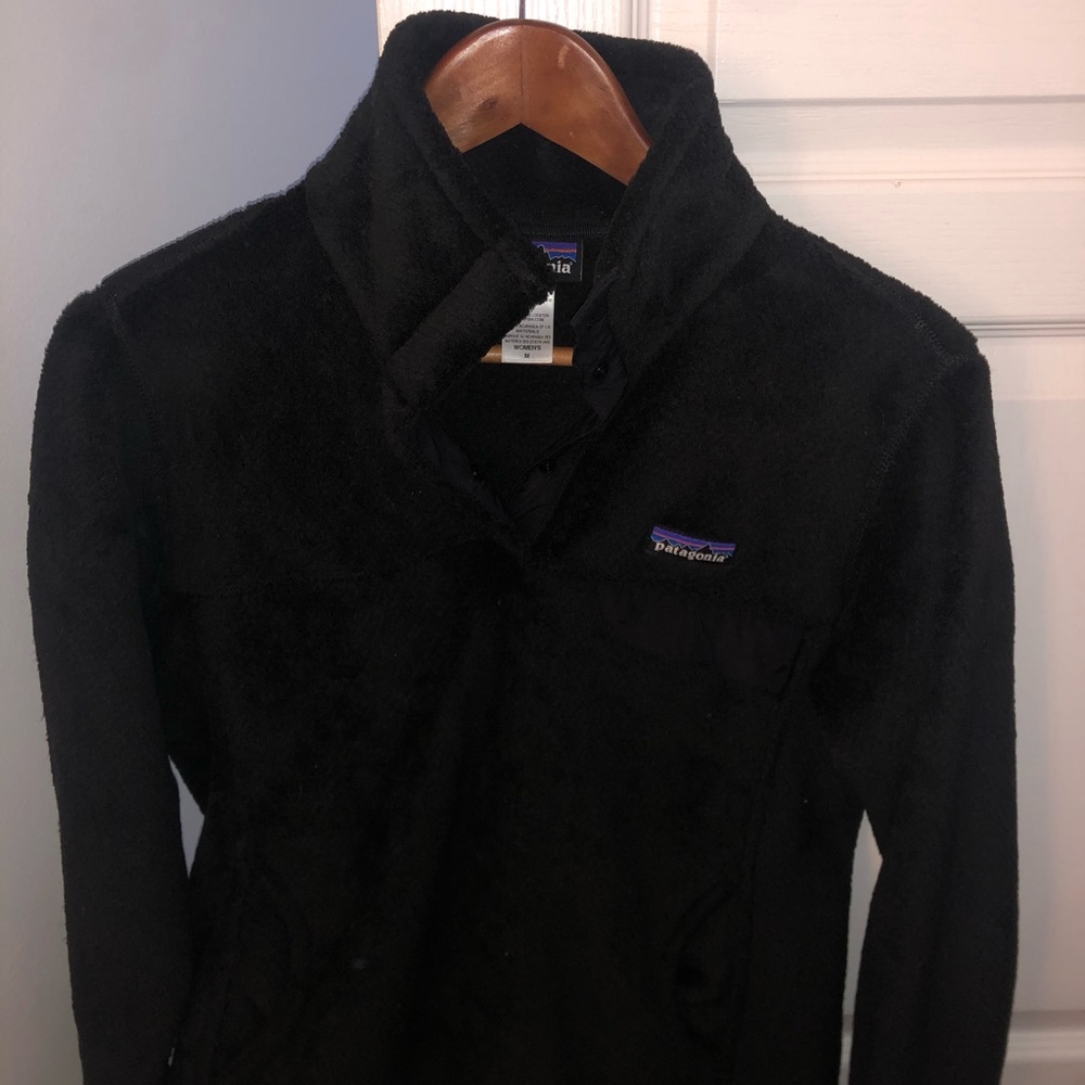 Patagonia pullover jacket